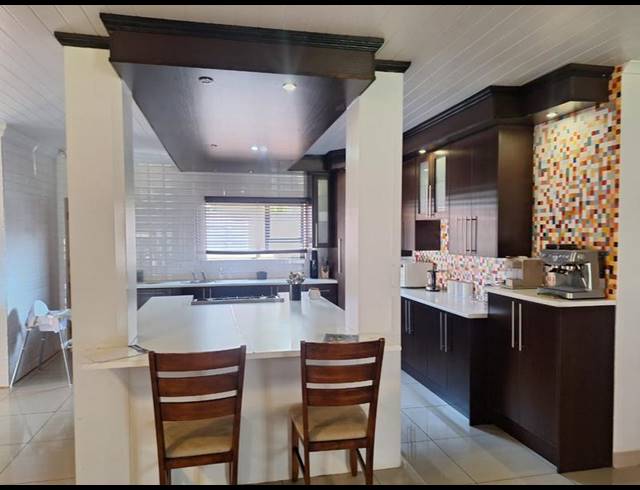 2 BEDROOM HOUSE FOR SALE IN ADAMAYVIEW